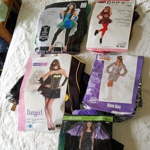Halloween Costumes READ 2nd PICTURE